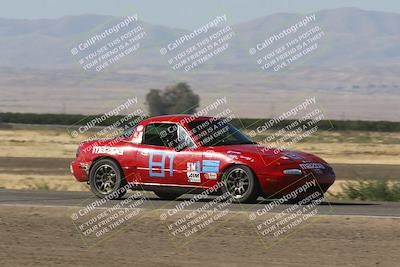 media/Jun-02-2024-CalClub SCCA (Sun) [[05fc656a50]]/Group 3/Qualifying/